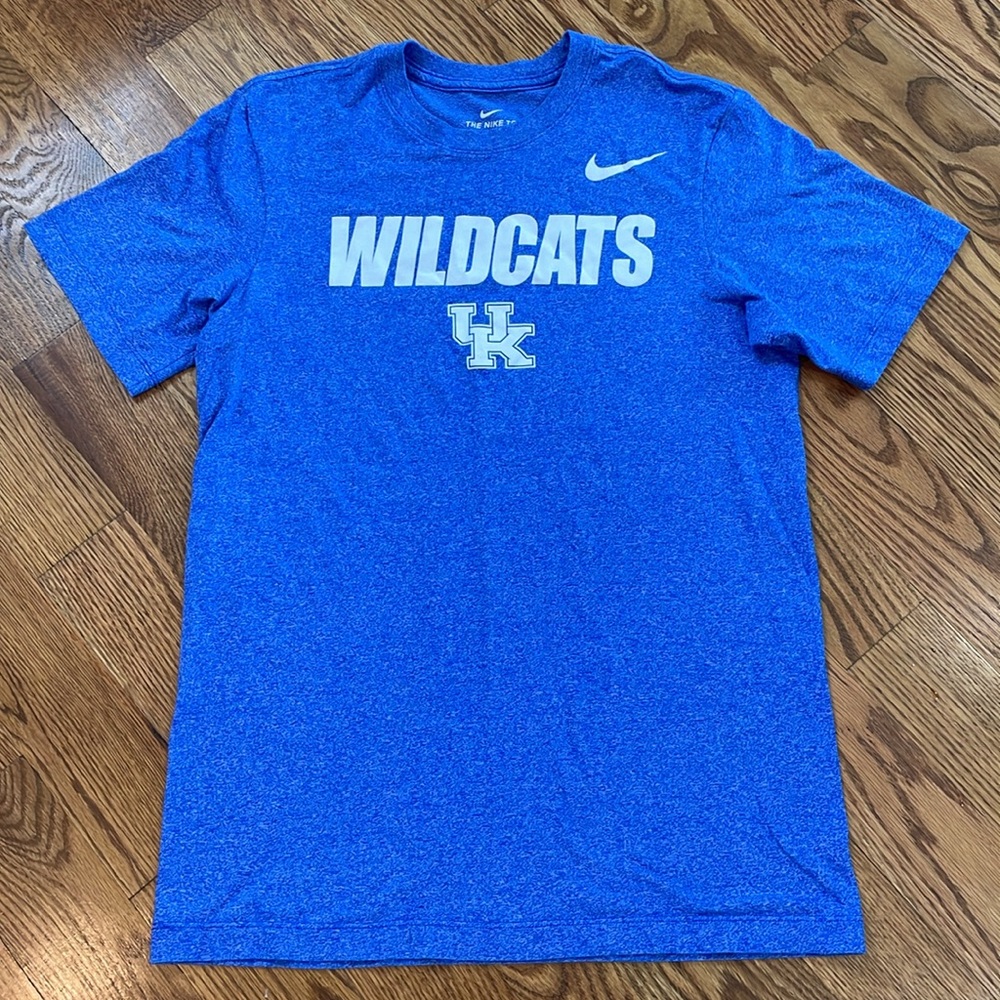 Men’s Kentucky Wildcats Nike Shirt. Size Small. New Without Tags. UK.